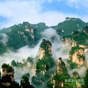 【長沙往返線路1】張家界、鳳凰古城、天子山、黃龍洞三晚四日游